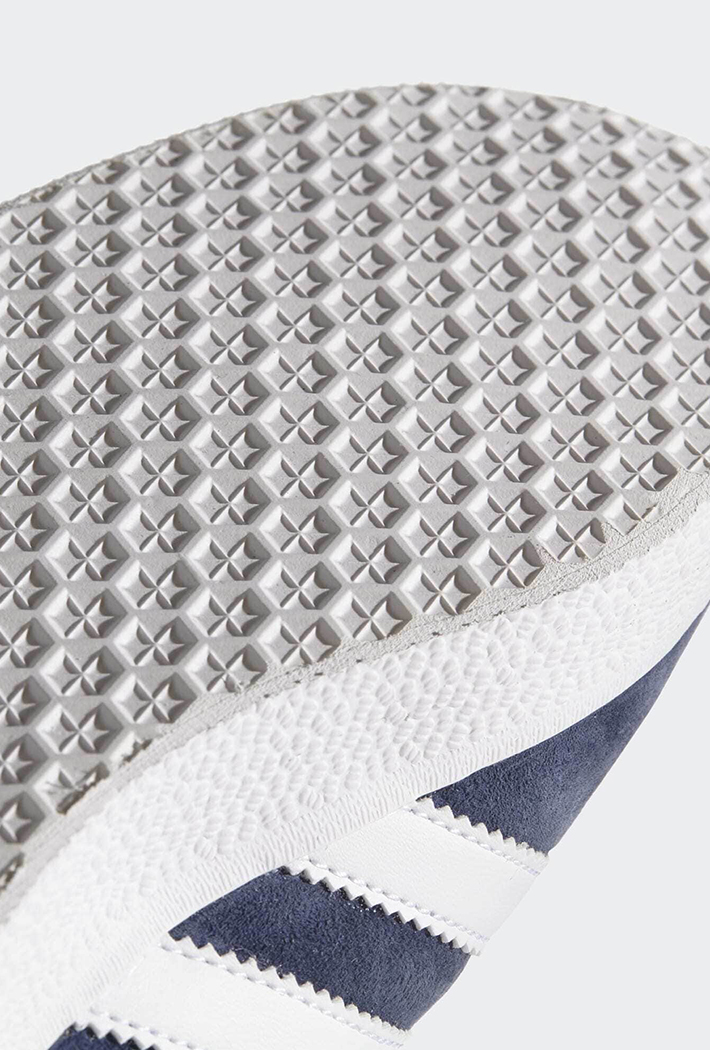 Adidas Originals Gazelle Trainers - Image 3